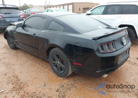 2014 Ford Mustang V6 z USA, uszkodzony, nr VIN 1ZVBP8AMXE5318686